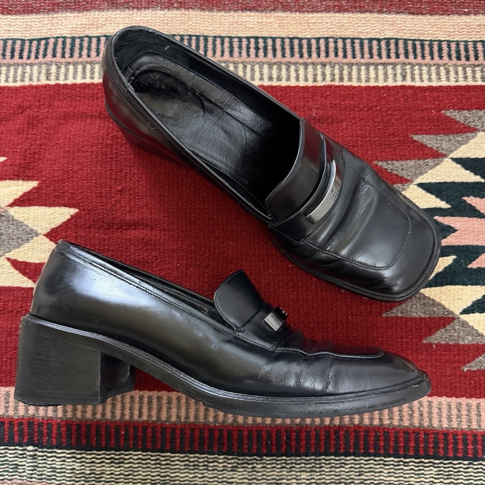 Vintage Gucci Black Leather Logo Loafers Heels Women's 9.5 B Old Money Italy